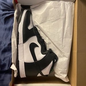 Nike panda dunks
